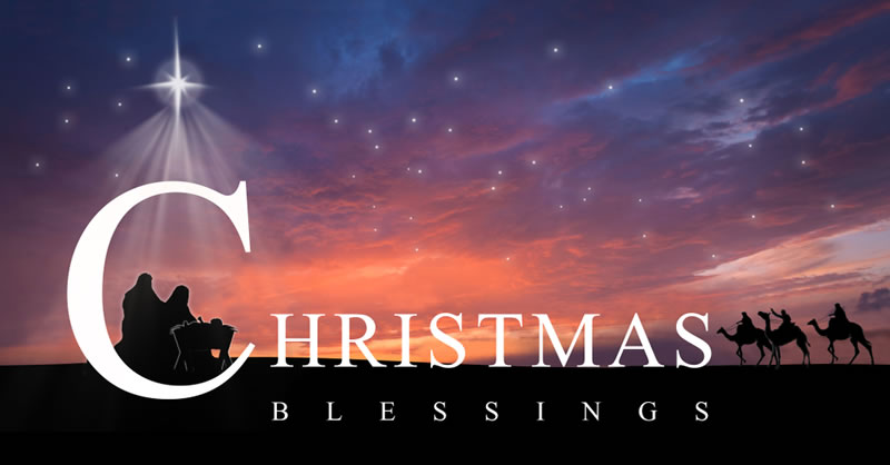 Immagine con presepe e stella cometa, i tre re magi con la scritta inglese Christmas blessing Benedizione di Natale